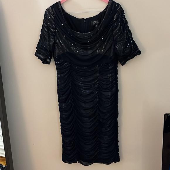 Adrianna Papell sequin dress - Picture 3 of 4